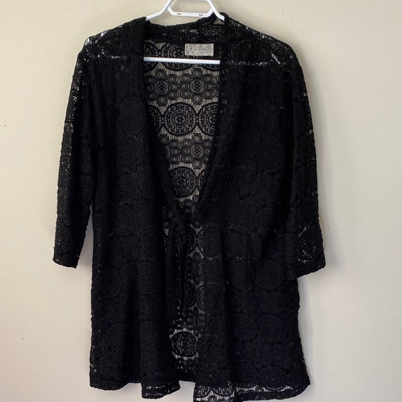 Elegant Black Lace Cardigan - Picture 1 of 5